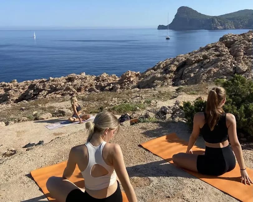 QuĂ© hacer en Ibiza cuando no hay fiesta: 10 planes alternativos para disfrutar de dĂa